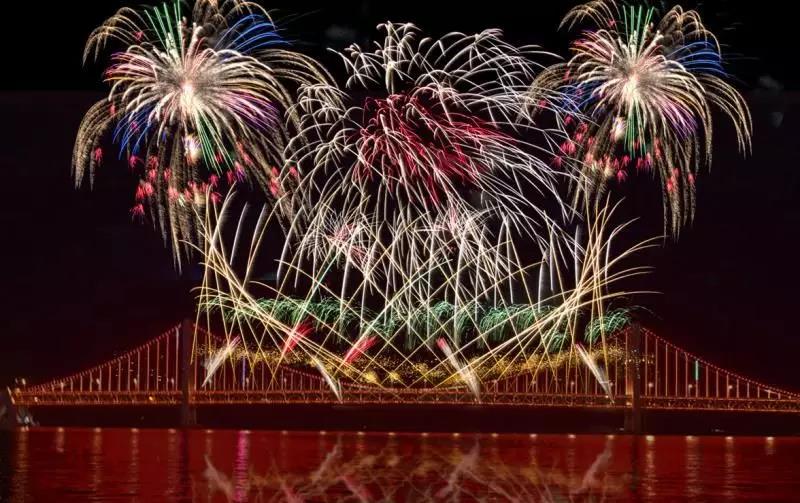2018跨年去哪里？史上最美跨海焰火秀，等你一起来！