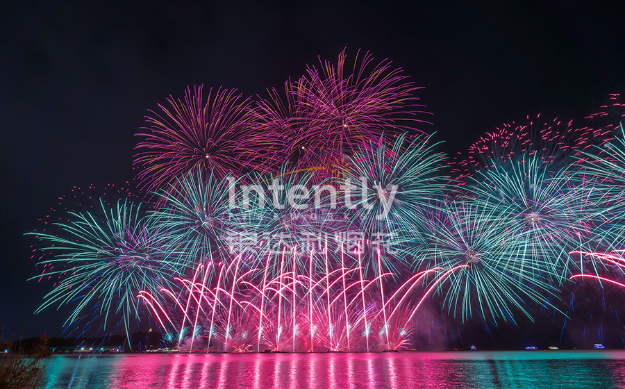 无锡鼋头渚双节水上音乐烟花大会