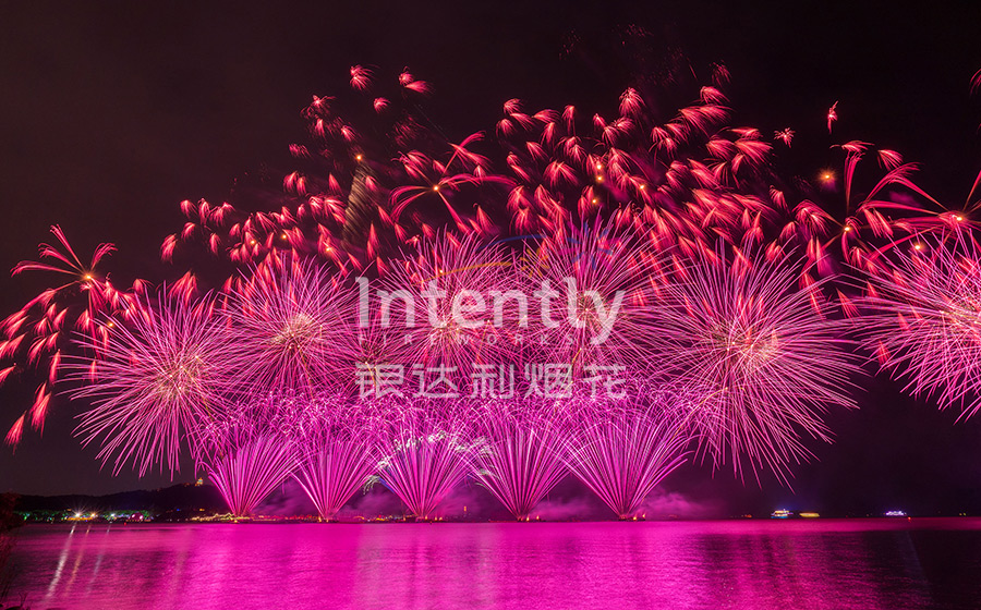 无锡鼋头渚双节水上音乐烟花大会